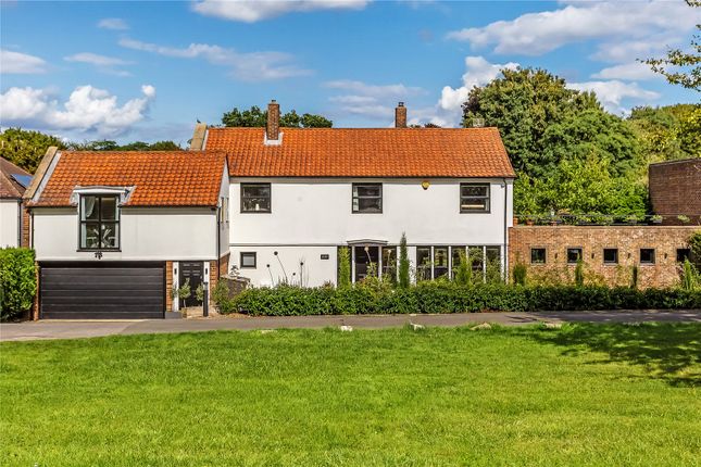 Thumbnail Link-detached house for sale in Levylsdene, Guildford, Surrey