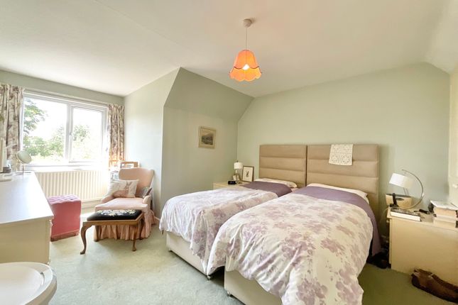9 Moorsfield Avenue, Crewe photo 3