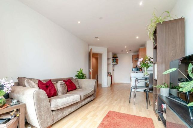 Thumbnail Flat for sale in Echo Central, Cross Green Lane, Leeds