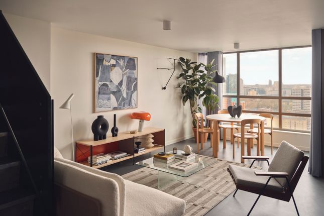 Flat to rent in Balfron Tower, 7 St Leonards Road, London
