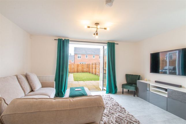 Terraced house for sale in Littlewood Cresent, Wakefield