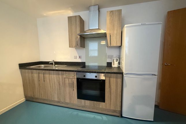 Apt 27, Wakefield photo 2