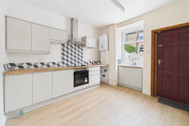 14, John Street, Barrowford photo 4