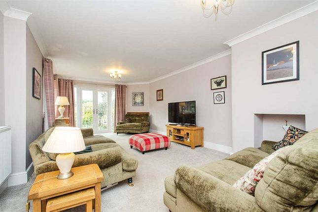 5, Upfields, Burntwood photo 2