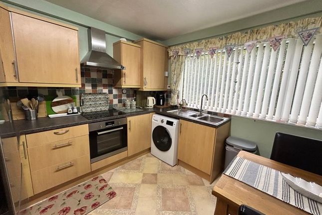 53, Beach Road, Colwyn Bay photo 4