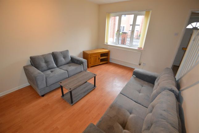 7, Warde Street, Manchester photo 2
