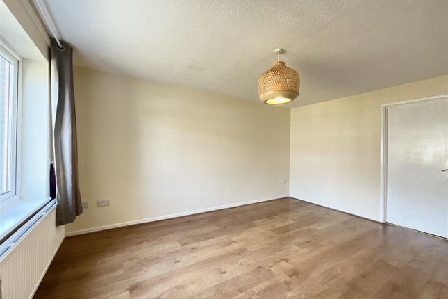 22, Charles Avenue, Bristol photo 3