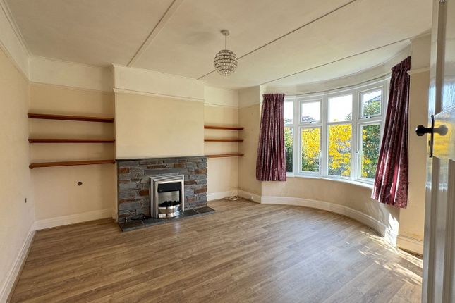 12, Chollacott Close, Tavistock photo 2