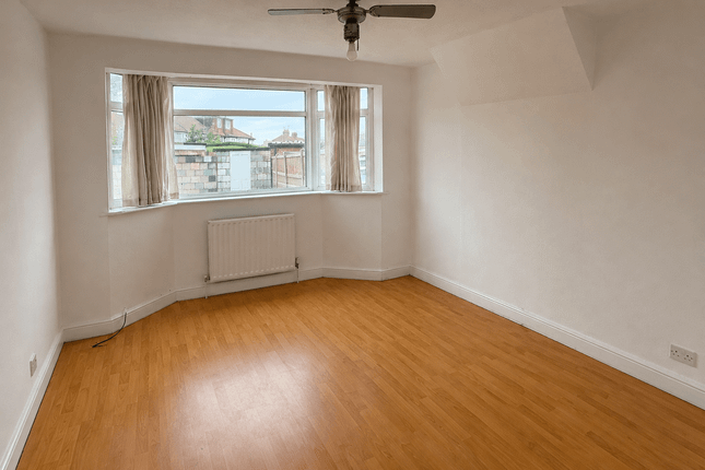 1, Richmond Crescent, LONDON photo 5
