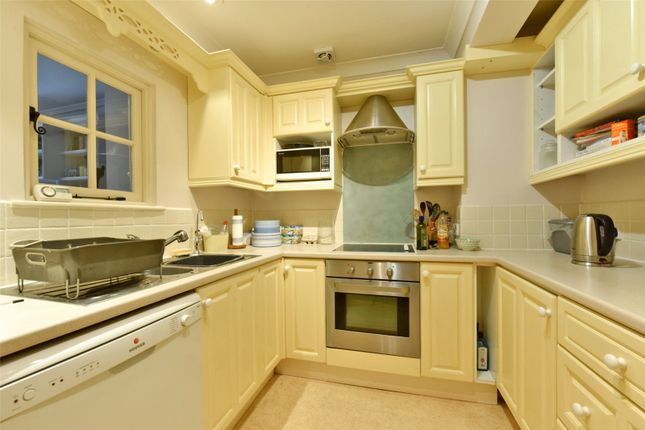 14, Barley Way, Buckinghamshire photo 4
