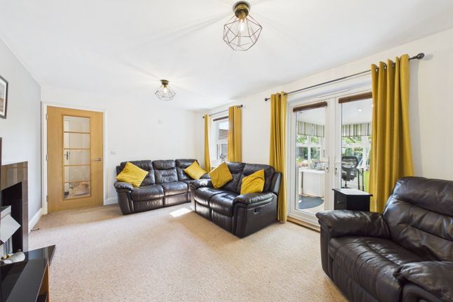 25A, Bryony Way, Attleborough photo 4