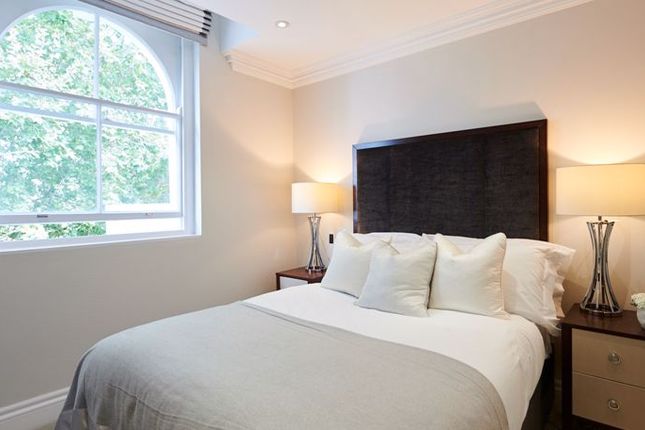 Property to rent in Kensington Gardens Square, London