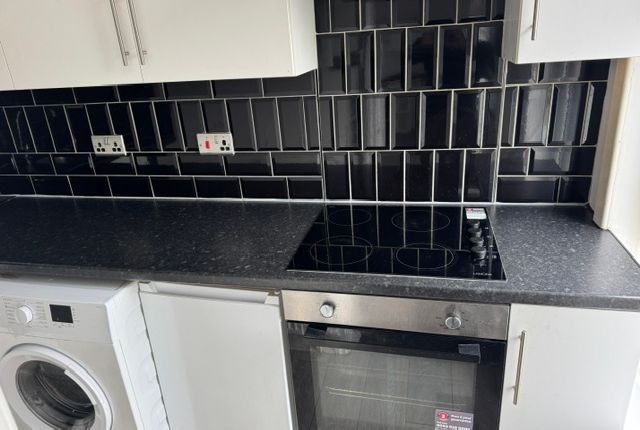 Flat 5 102, Stocks Park Drive, Bolton photo 3