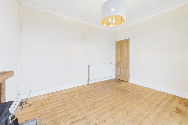 2 Birnam Place, Shaw Street, Blairgowrie photo 3