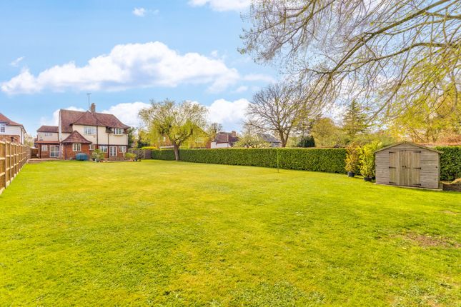 11, Swangleys Lane, Hertfordshire photo 2