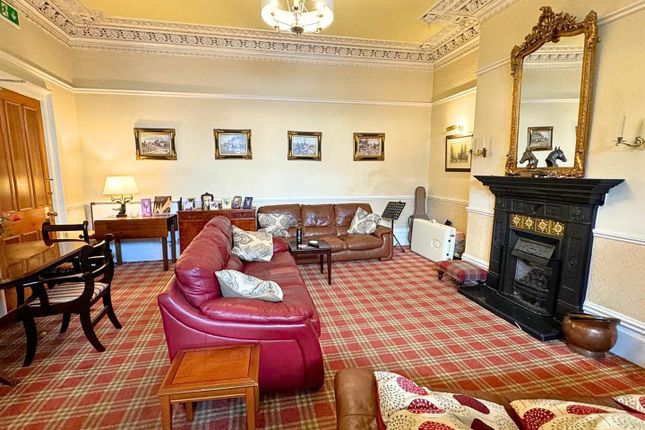 The Hollies Guest House, 65, Carholme Road, Lincoln photo 2