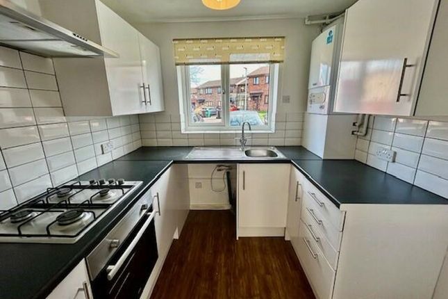 37 Byron Close, Chester photo 4