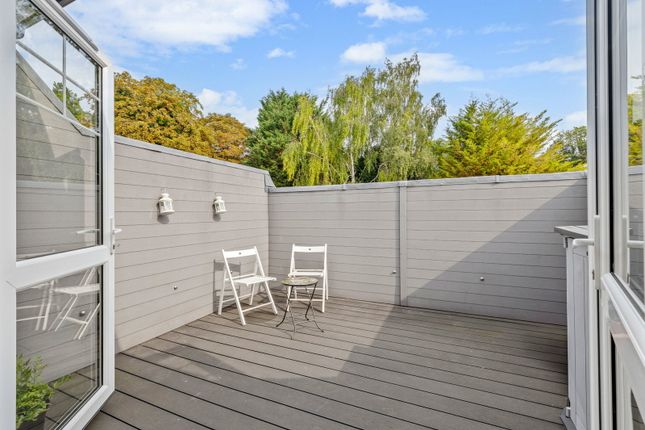 27 Verdun Heights,14â€“16 Foxley Lane, Purley photo 2