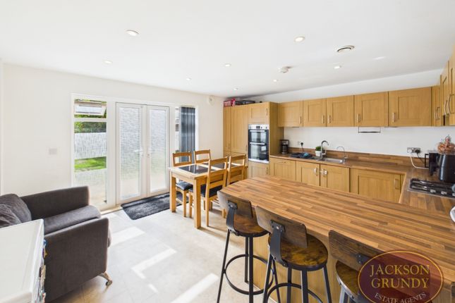 4, Battle Avenue, Daventry photo 2