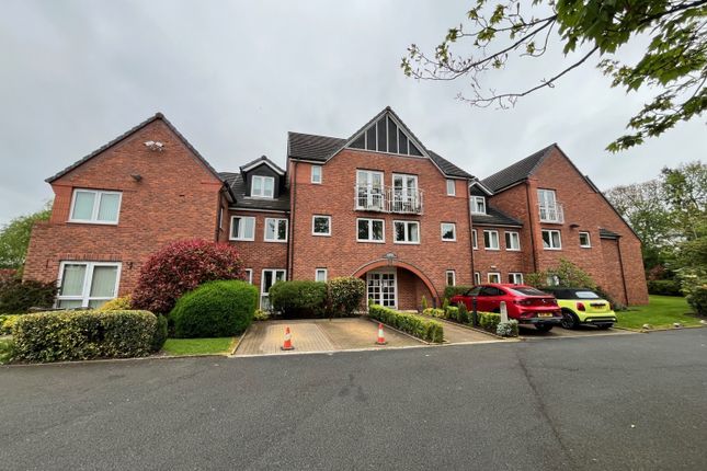 Flat to rent in Wright Court, Nantwich, Cheshire