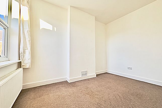 1 Thornton Street, Thornton Street, Bedford photo 4