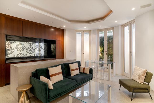 26E kensington Court, London photo 3