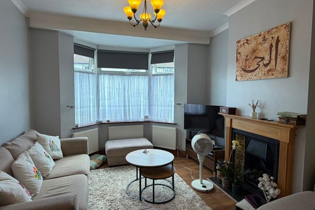 279, Ley Street, Ilford photo 2