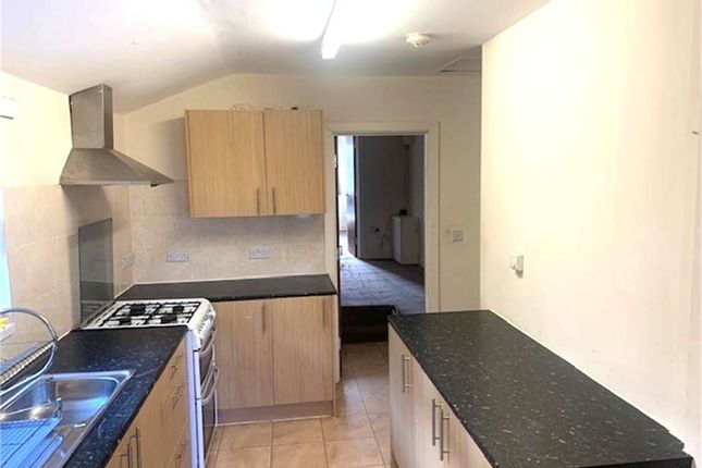 Flat to rent in Main Road, Sutton At Hone