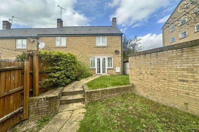 End terrace house to rent in Wickham Crescent, Braintree