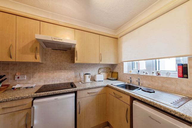 Flat 22, Moores Court, Jermyn Street, Sleaford photo 3