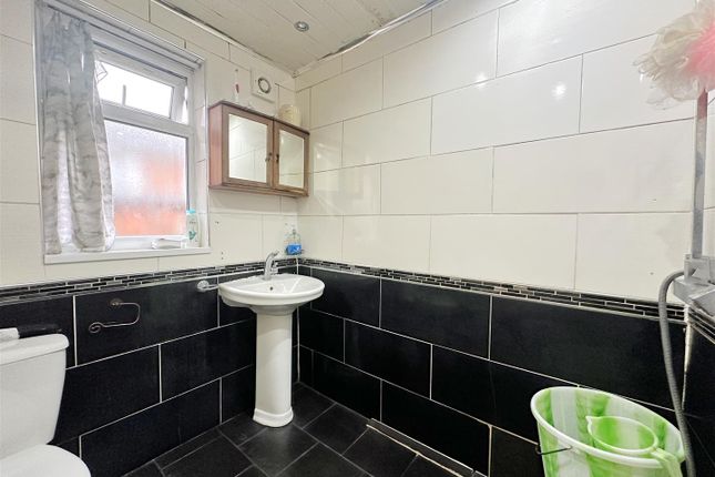 Terraced house for sale in Harewood Street, Spinney Hills, Leicester