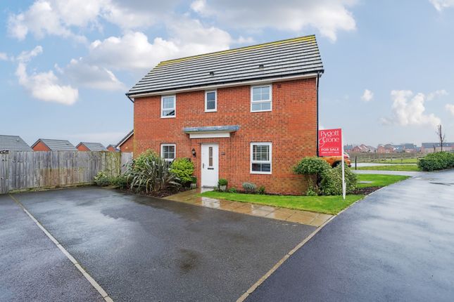 Detached house for sale in Helmsley Road, Grantham