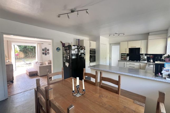 80, Beach Road, Carlyon Bay photo 2