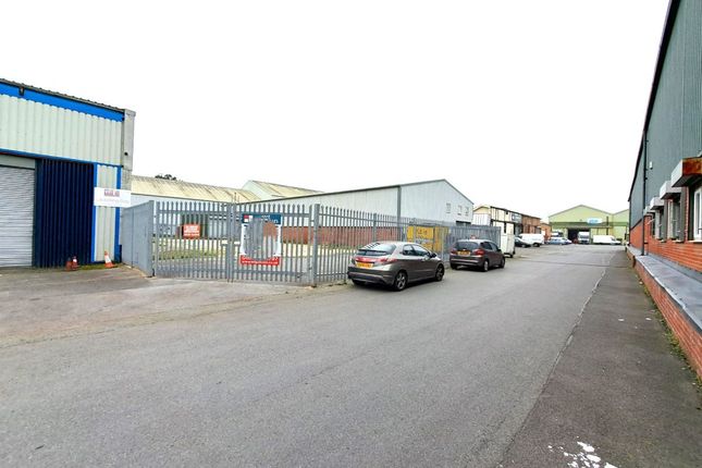 Thumbnail Commercial property to let in Vaughan Industrial Estate, West Gorton, Manchester