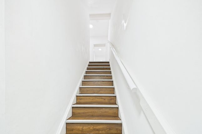 151a Elliott Street, Manchester photo 3