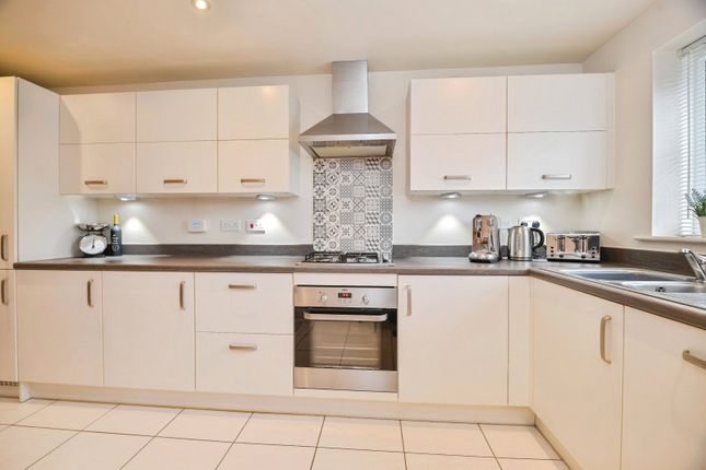 12a, Meadowfields, Northallerton photo 2