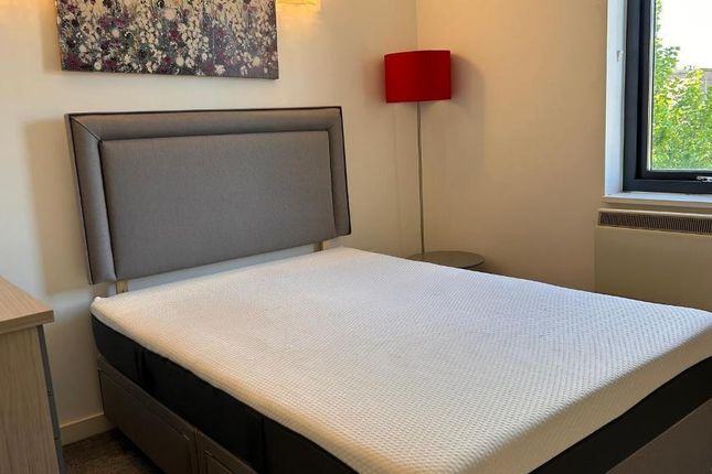 Flat 16, Murray Grove, London photo 5