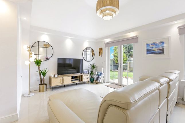 40, Blacader Drive, Glasgow photo 2
