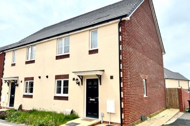 Thumbnail Semi-detached house to rent in Finch Lane, Calne
