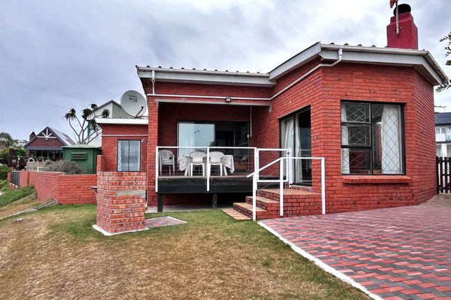 Detached house for sale in 50 Spekboom Street, Wave Crest, Jeffreys Bay, Eastern Cape, South Africa