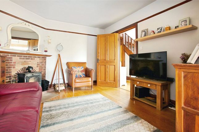 16, Bonnar Road, Chichester photo 2