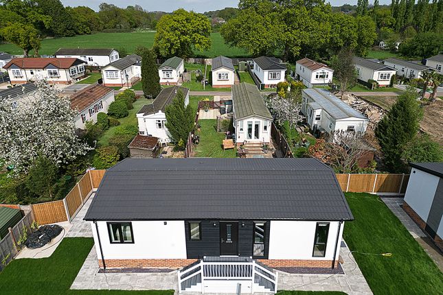 12a, Grosvenor Avenue, Kings Langley photo 3