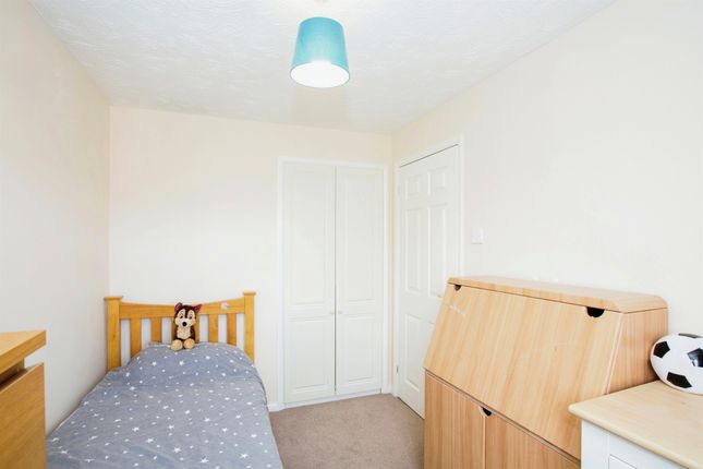 End terrace house for sale in Chaffinch Walk, Great Cambourne, Cambridge