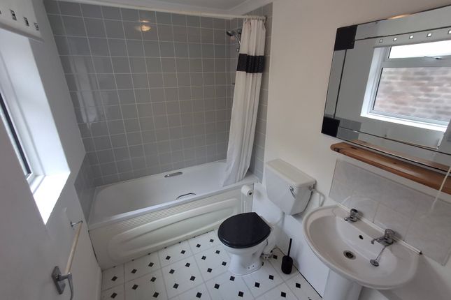 17, Chetwynd Street, Newcastle photo 5