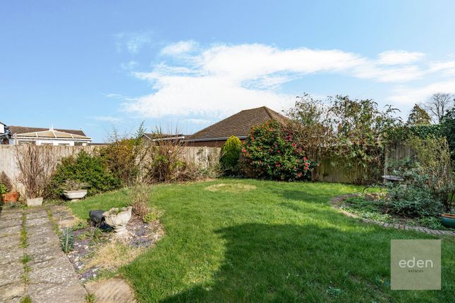 1 Wakehurst Close, Maidstone photo 2