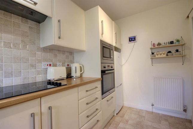 28, John Gray Court, Willerby, Hull photo 4