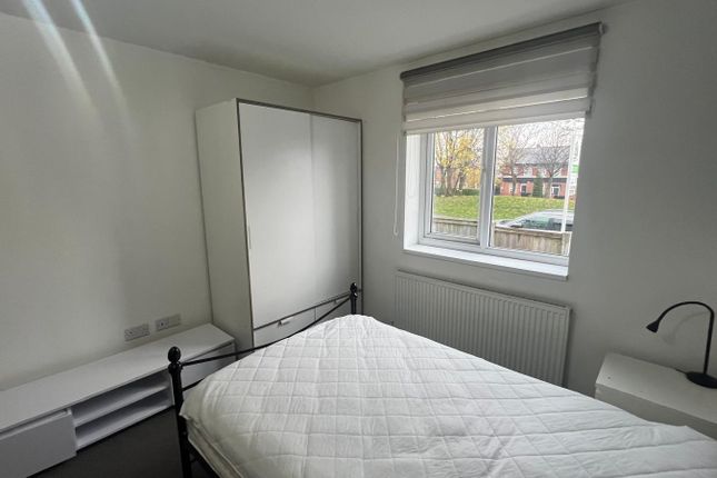 61 3, Fairleigh, Sheffield photo 3