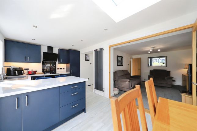 7, Hillside Drive, Kidderminster photo 4
