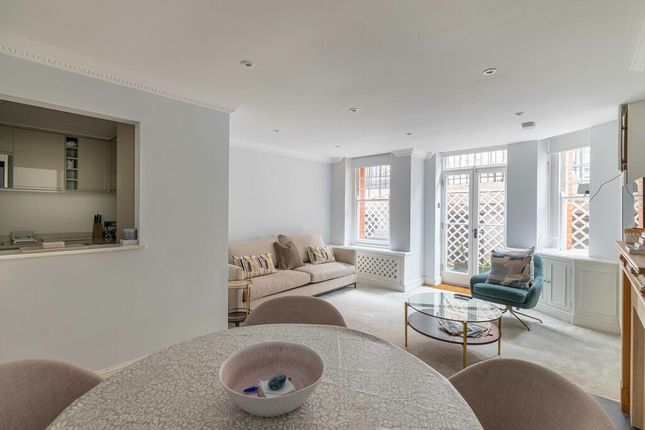 Flat to rent in Culford Gardens, Chelsea