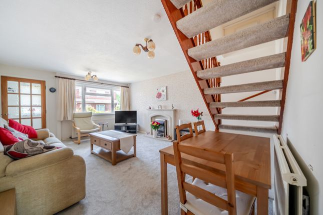 67, Latimer Drive, Nottingham photo 2